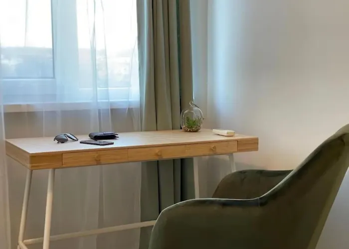 Borisova Garden Skyline By Cosher アパート