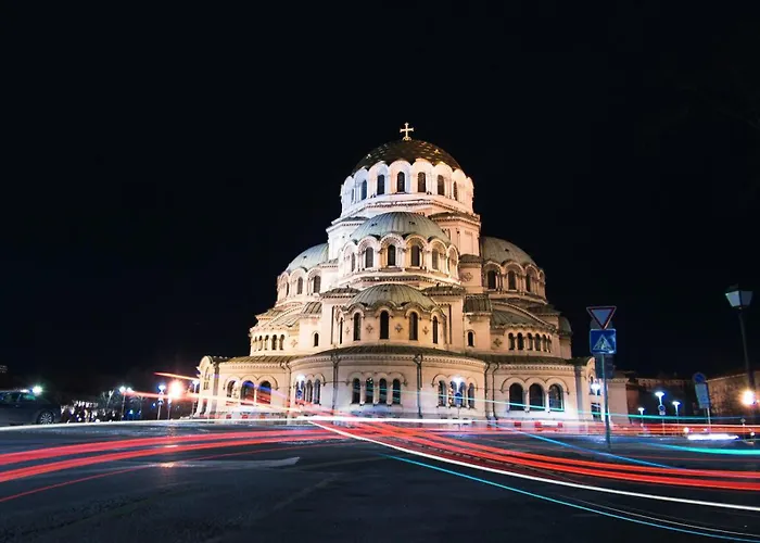 Borisova Garden Skyline By Cosher Lejlighed
