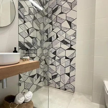 Borisova Garden Skyline By Cosher * 索菲亞